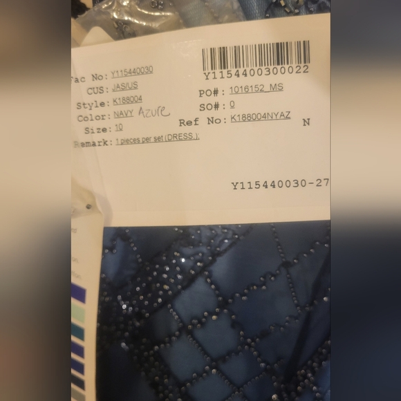 Elegant Blue Evening Gown - Picture 4 of 7